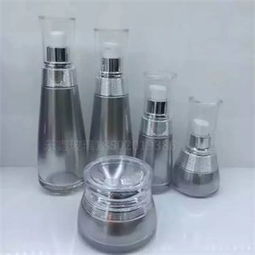出口热卖化妆品瓶子 高档pet材料塑料瓶,各种容量卡扣瓶 广州市乐鑫玻璃制品厂 化妆品瓶子