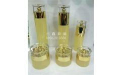 化妆品瓶批发全解析 从玻璃瓶到空瓶的一站式解决方案